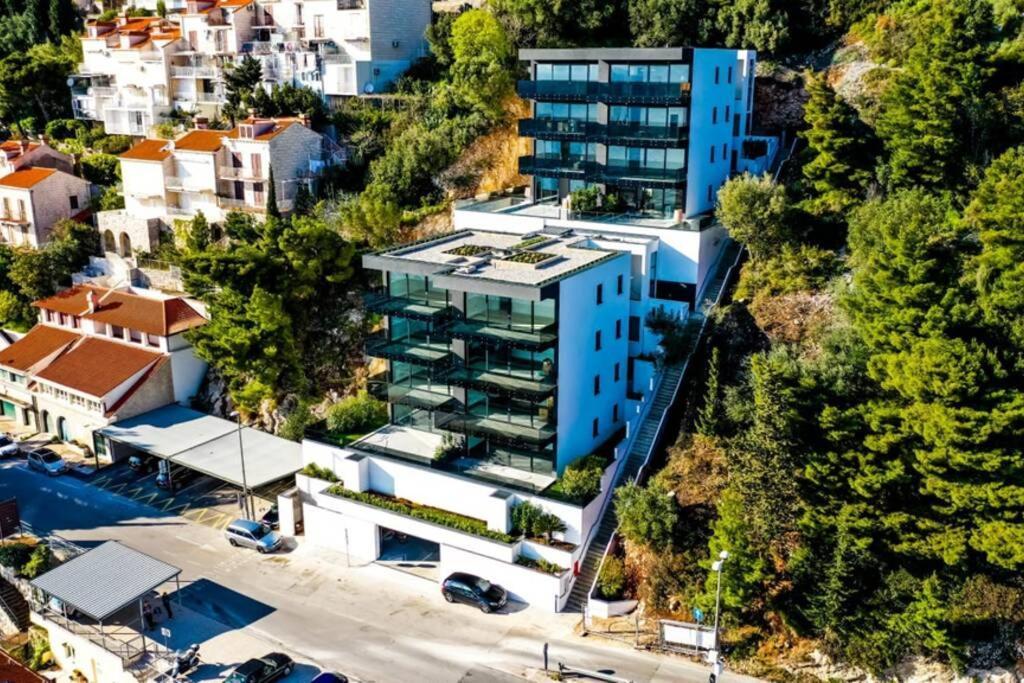 New&Luxury 5* With An Amazing View - Pure Apartment ดูบรอฟนิก ภายนอก รูปภาพ