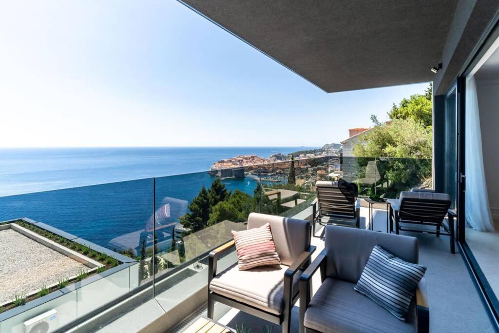 New&Luxury 5* With An Amazing View - Pure Apartment ดูบรอฟนิก ภายนอก รูปภาพ