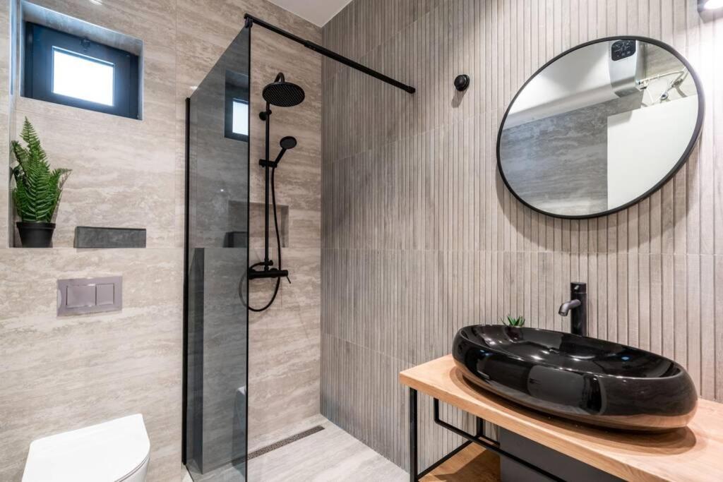 New&Luxury 5* With An Amazing View - Pure Apartment ดูบรอฟนิก ภายนอก รูปภาพ